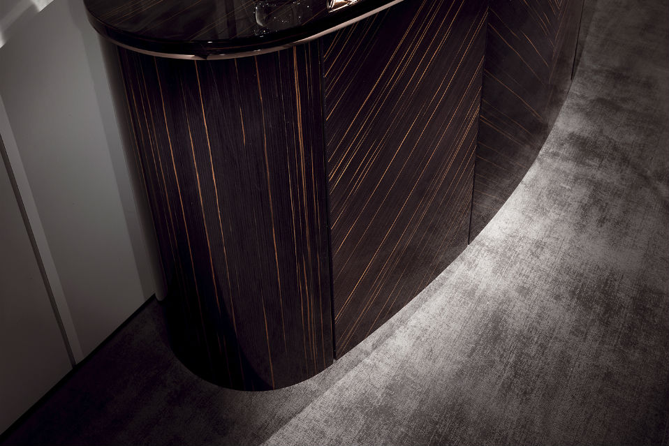 TIFFANY BUFFET image