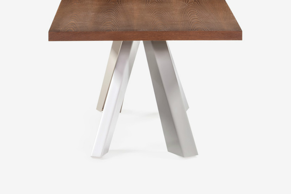 X TABLE image