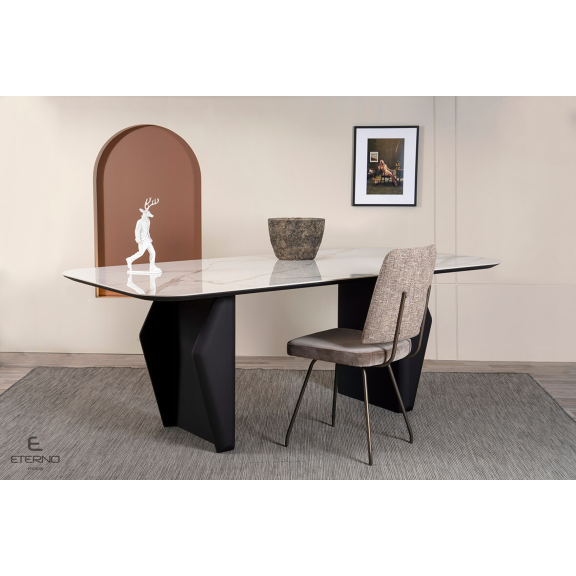 DESIRE TABLE