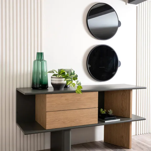 CUTE CONSOLE UNIT