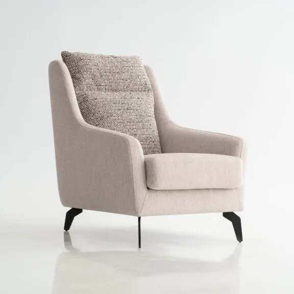 ELTON ARMCHAIR